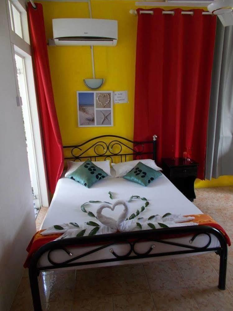 Residence Les Bambous Mahébourg Esterno foto